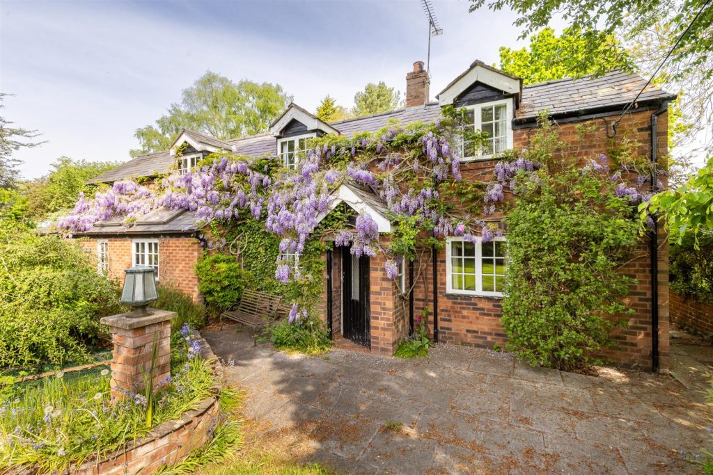 Dig Lane Cottage, Dig Lane, Acton, CW5