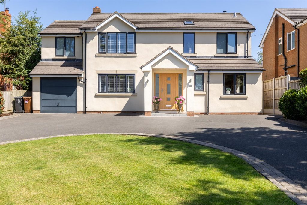 Manor Avenue, Crewe, CW2