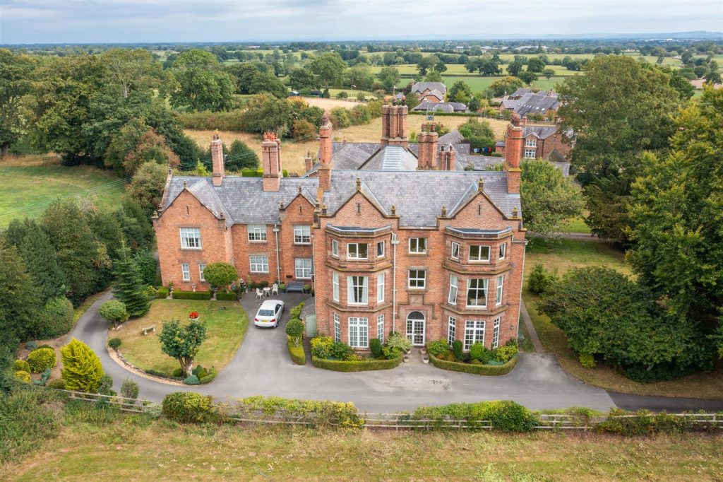 Chester Road, Stoke, CW5