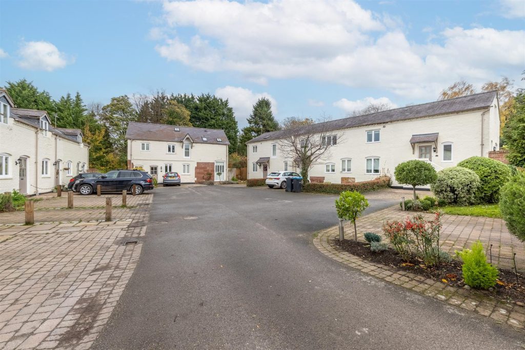 Whitchurch Road, Broxton, CH3