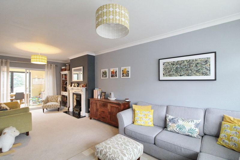 Ash Grove, Worsley, M28