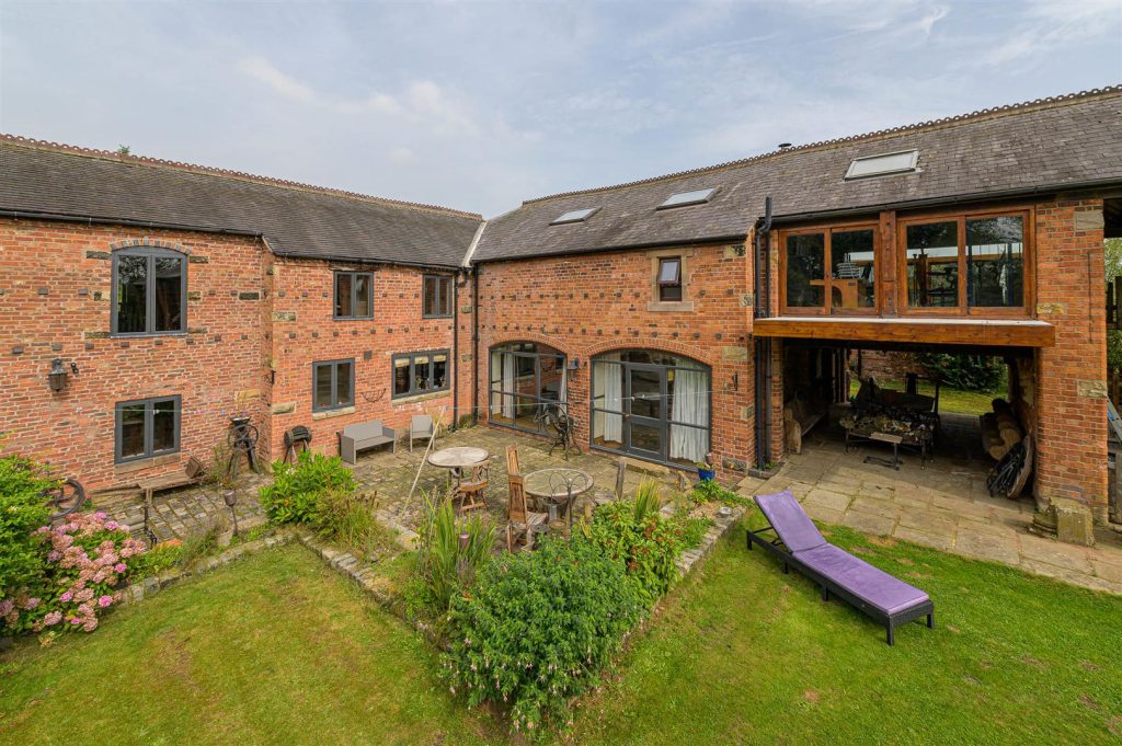 Oak Bank Barn and Apts, Heatley Lane, Broomhall, Nantwich