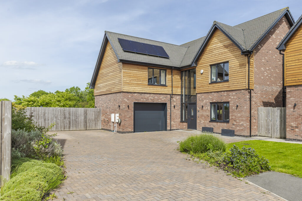 Waterway Close, Nantwich, CW5